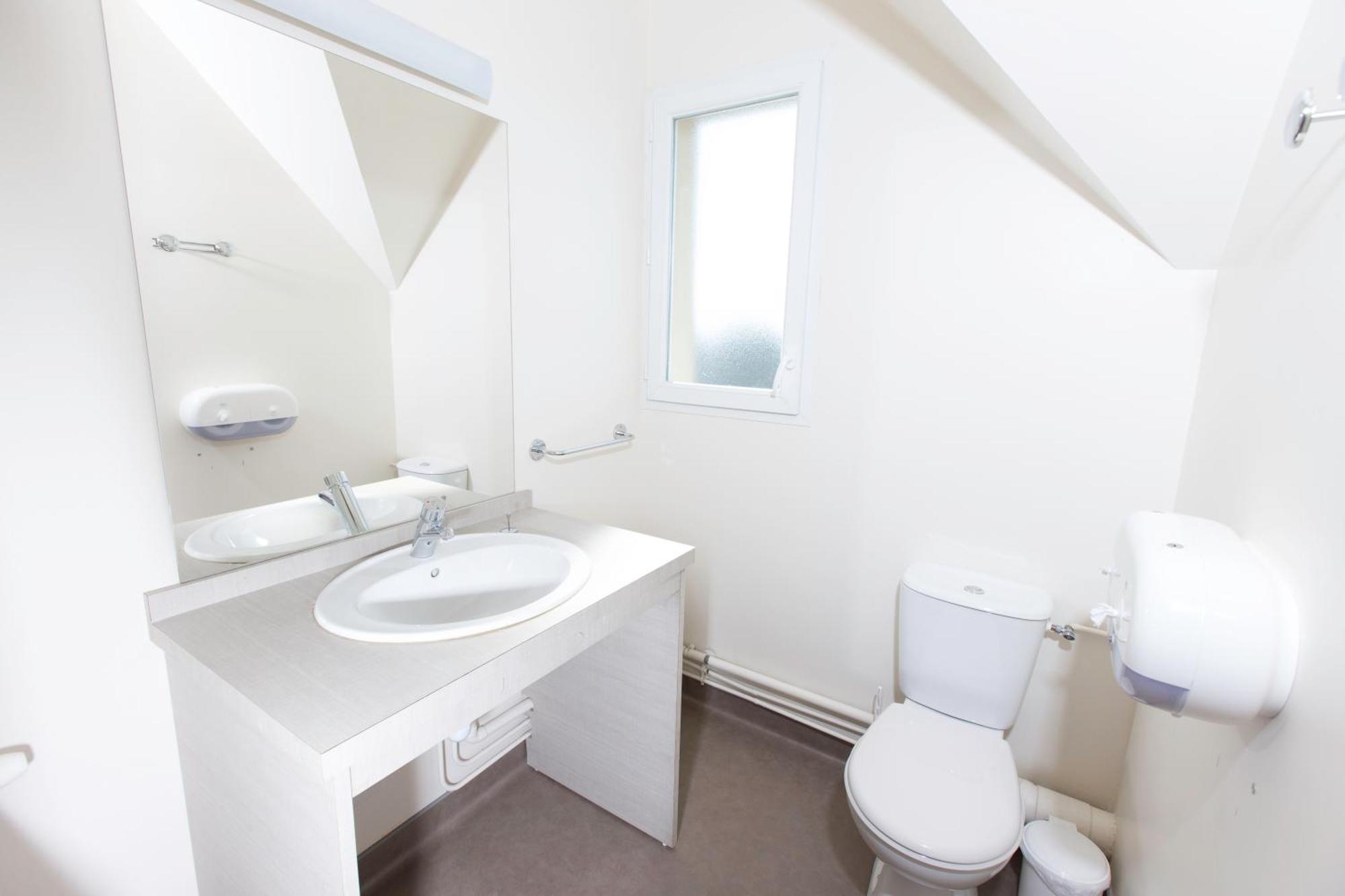 Auberge De Jeunesse Youth Hostel Ethic Etapes Saint Malo Buitenkant foto